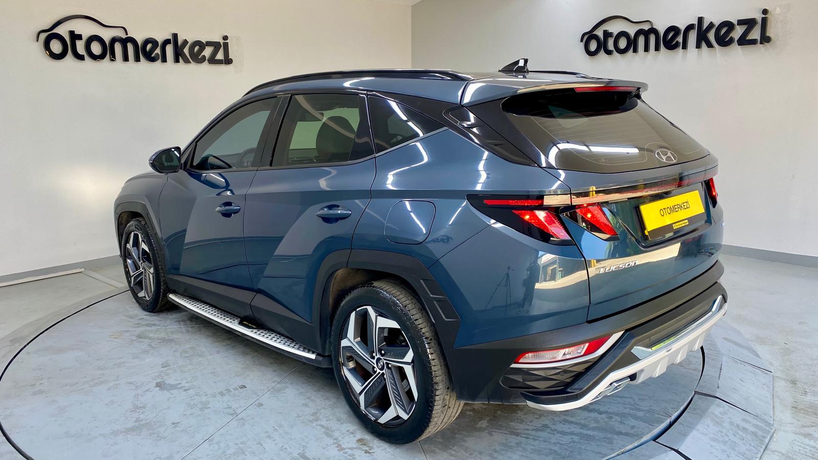 HYUNDAI TUCSON 6